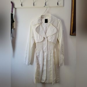 White Vero Moda trench coat. Size xsmall.